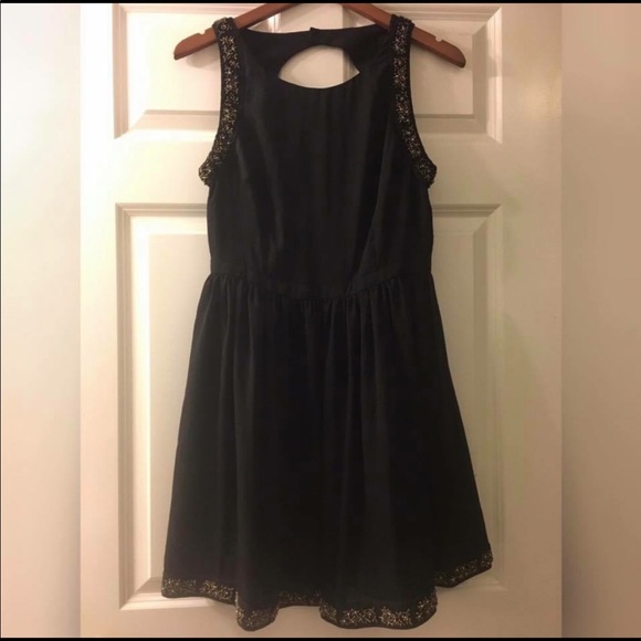 Lulu’s Gold Beaded Dress - Picture 3 of 3